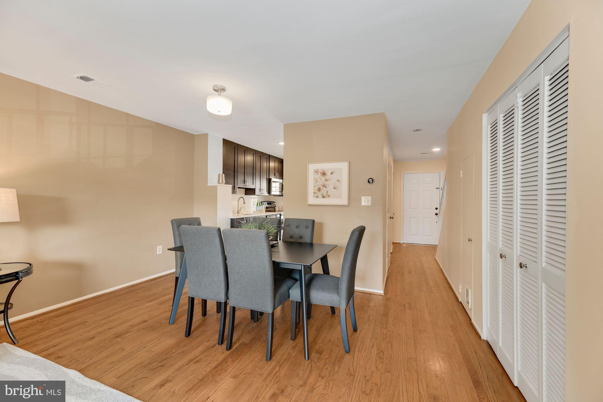 935 South Rolfe Street, Unit 2 Arlington, VA 22204 - Photo 11 of 29 Dining Room