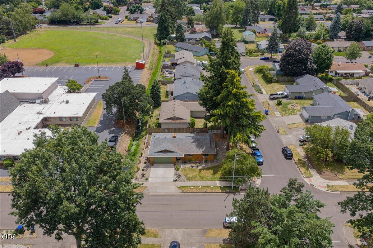1130 Baxter Road Southeast Salem, OR 97306 - Photo 30 of 33