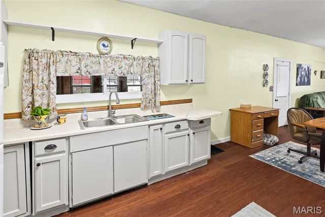 $72,500 | 104 Helmuth Street, Wilsonville, IL 62093