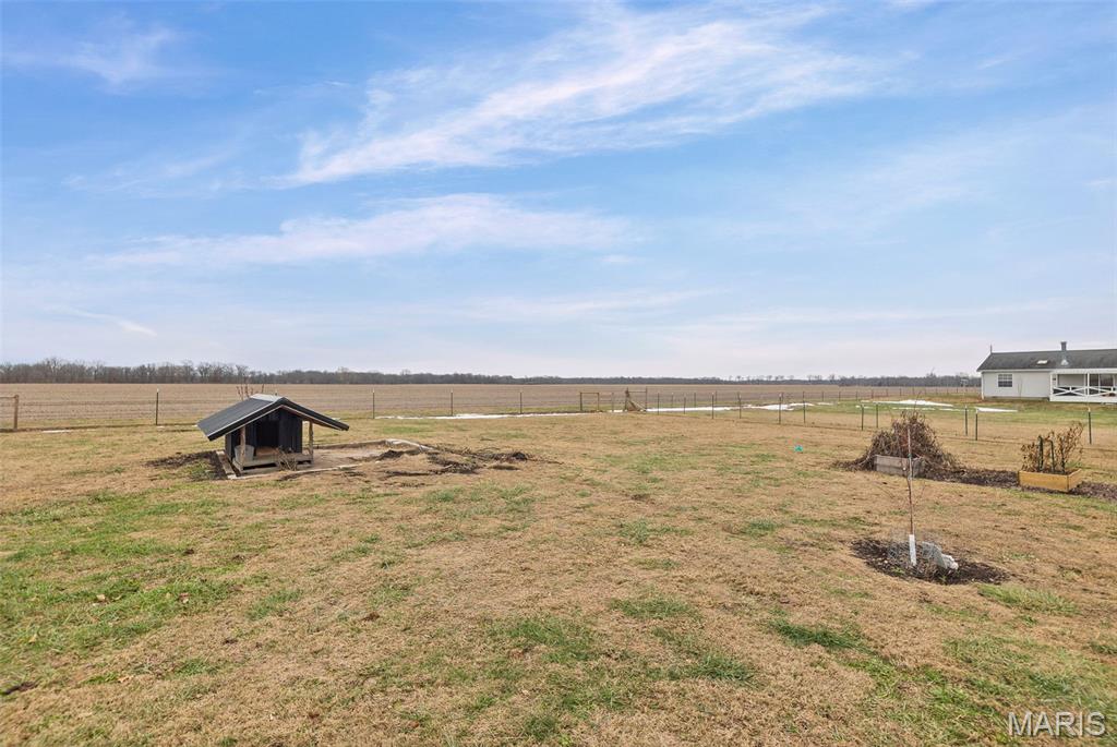 104 Helmuth Street Wilsonville, IL 62093 - Photo 3 of 28