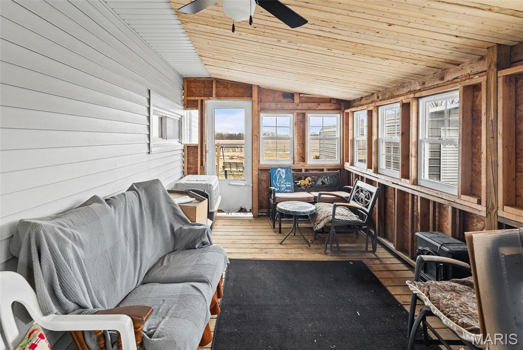 104 Helmuth Street Wilsonville, IL 62093 - Photo 8 of 28