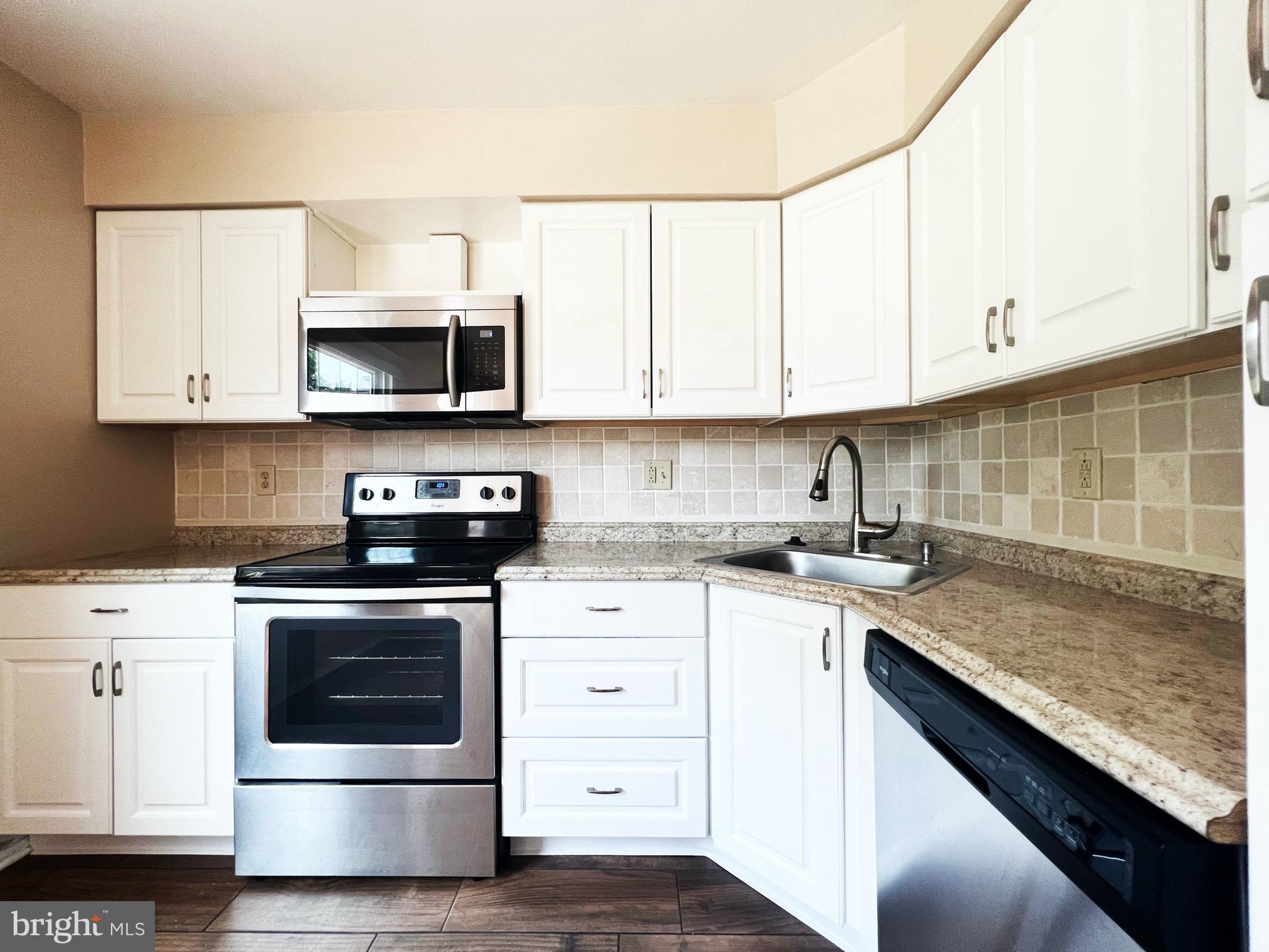 176 Crown Prince Drive Marlton, NJ 08053 - Photo 3 of 16 Kitchen