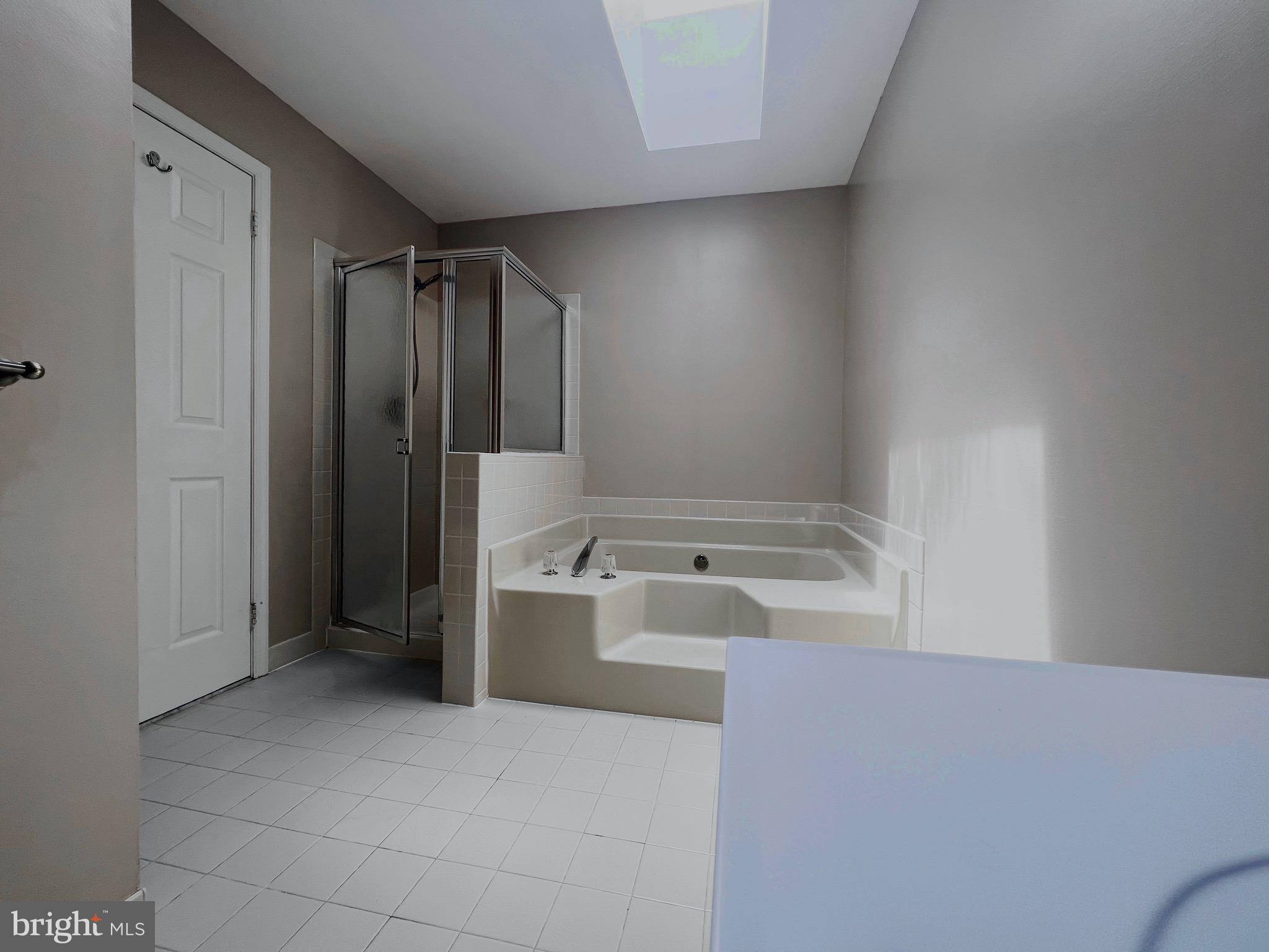 176 Crown Prince Drive Marlton, NJ 08053 - Photo 10 of 16 Bathroom (Bathroom (2nd Floor)