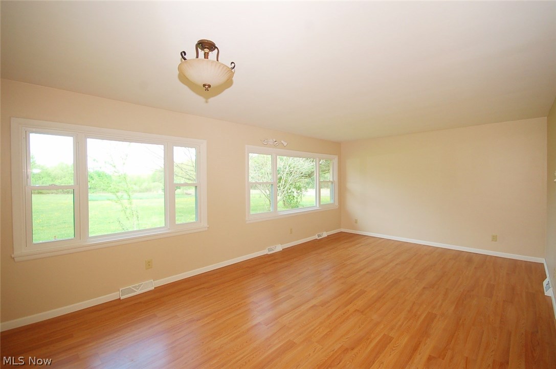 6493 Phillips Rice Road Cortland, OH 44410 - Photo 10 of 25 Gallery Image 10
