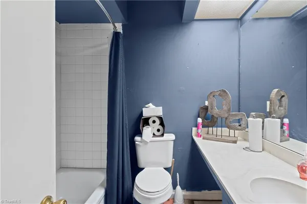 $147,900 | 201 East Montcastle Drive, Unit C, Greensboro, NC 27406