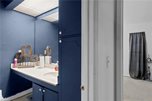 $147,900 | 201 East Montcastle Drive, Unit C, Greensboro, NC 27406