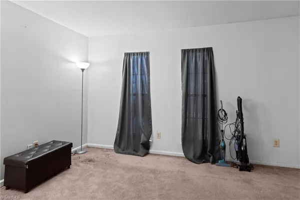 $147,900 | 201 East Montcastle Drive, Unit C, Greensboro, NC 27406