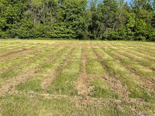 $189,900 | 121 Red Barn Lane, Defiance, MO 63341