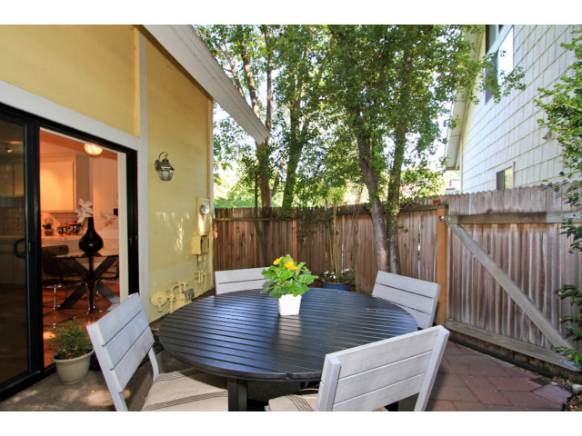 2544 West Middlefield Road Mountain View, CA 94043 - Photo 11 of 22 Gallery Image 11
