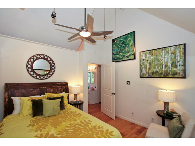 2544 West Middlefield Road Mountain View, CA 94043 - Photo 16 of 22 Gallery Image 16