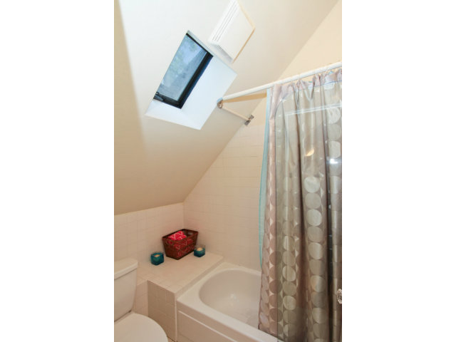 2544 West Middlefield Road Mountain View, CA 94043 - Photo 19 of 22 Gallery Image 19