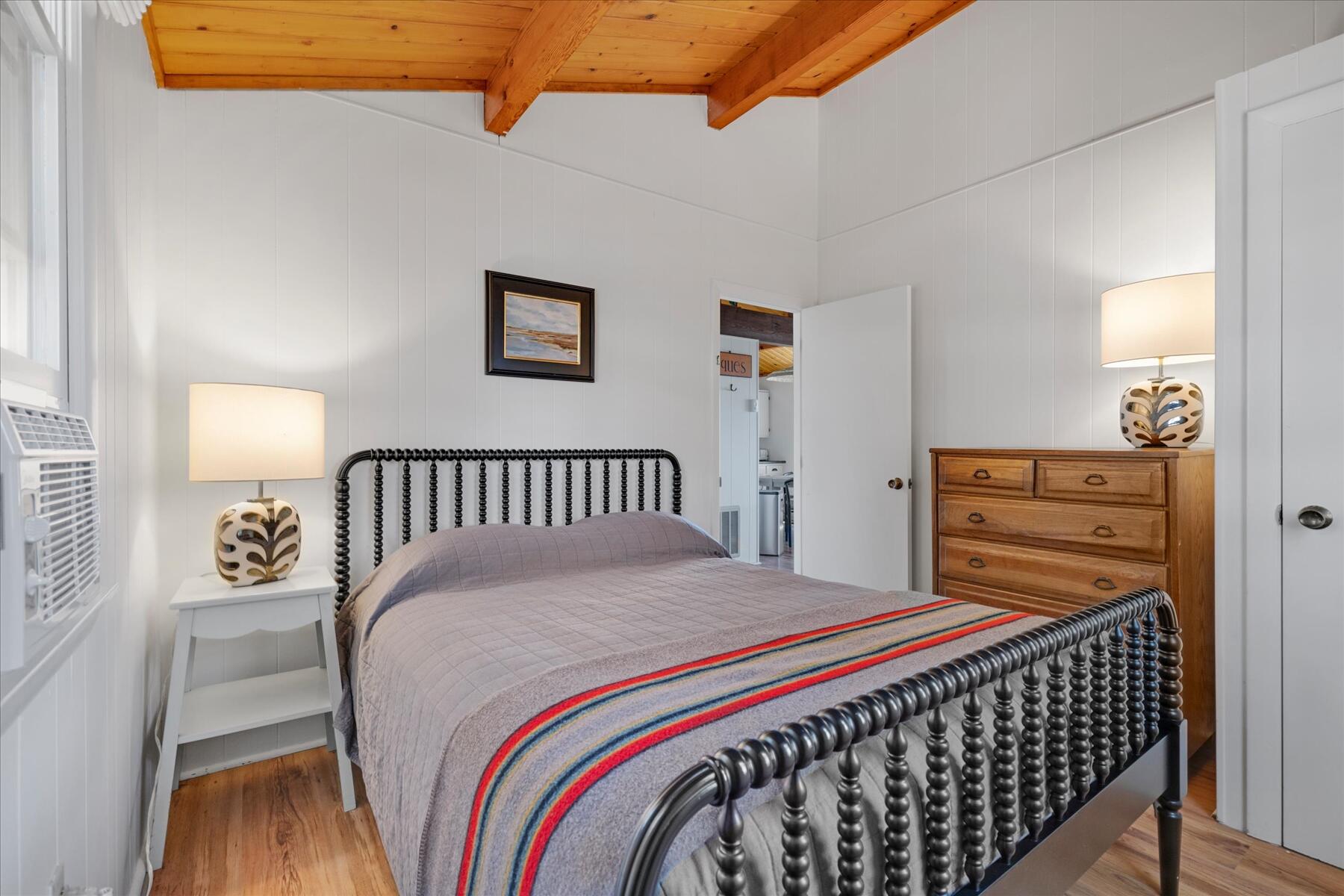 100 Hiawatha Road, Unit B Wellfleet, MA 02667 - Photo 19 of 34 20-MG_2318-r