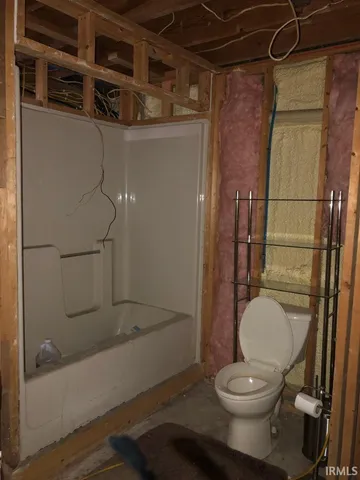 $324,900 | 5562 West 100 North, Andrews, IN 46702