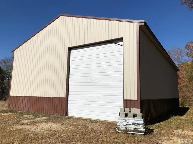 $324,900 | 5562 West 100 North, Andrews, IN 46702