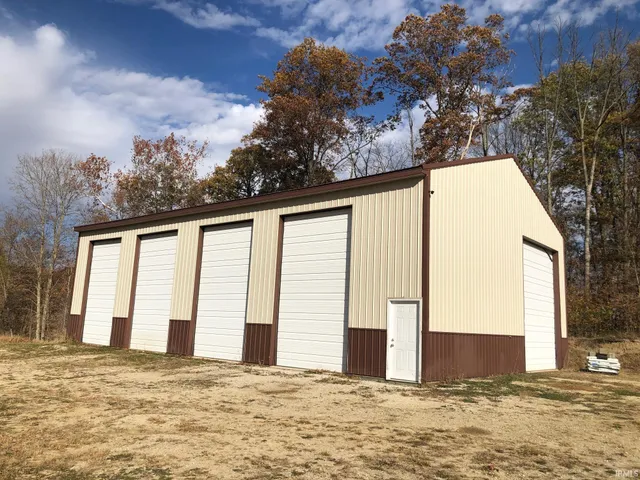 $324,900 | 5562 West 100 North, Andrews, IN 46702