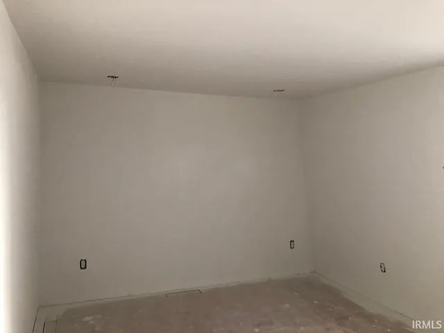 $324,900 | 5562 West 100 North, Andrews, IN 46702