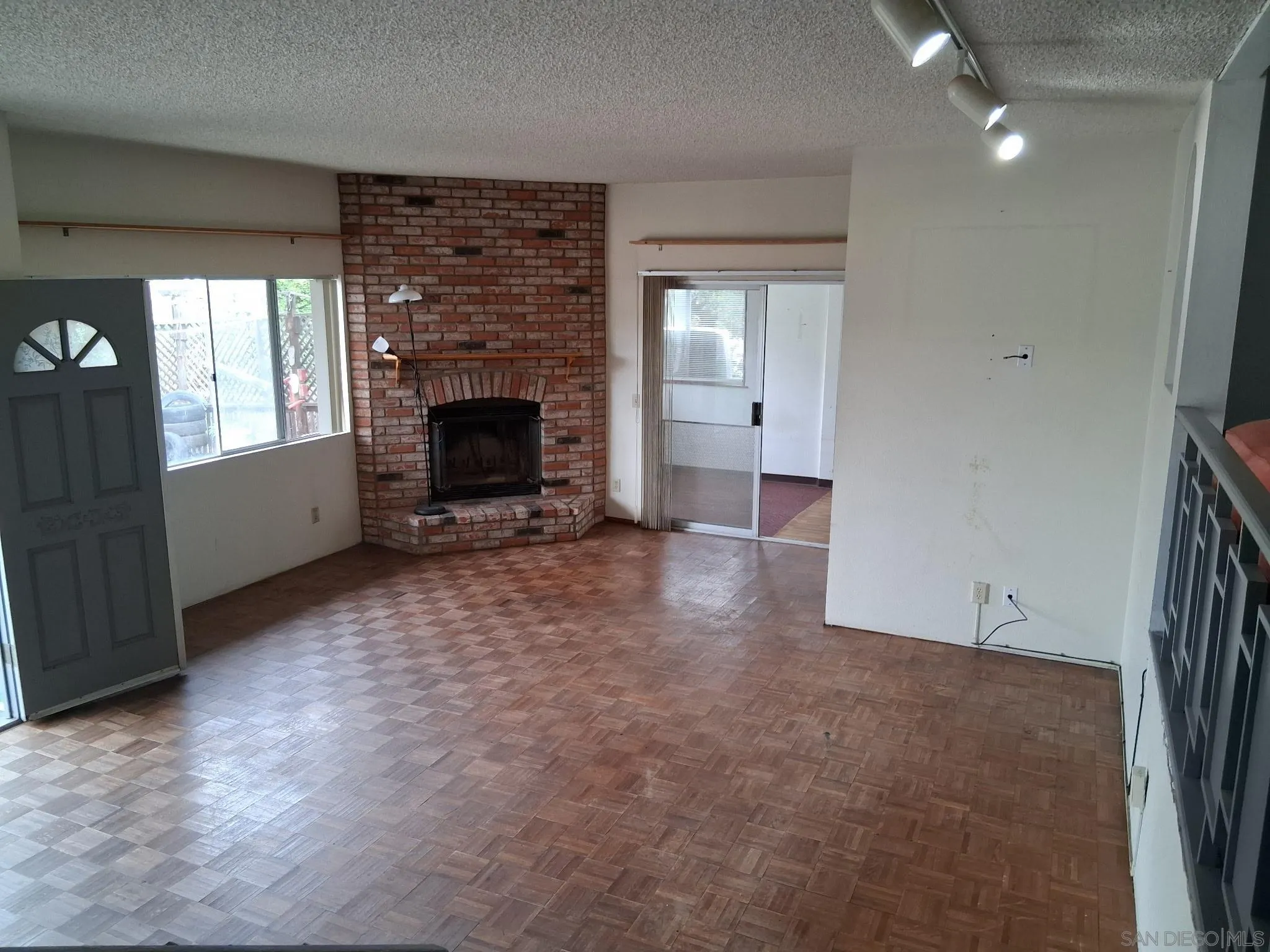 9317 Lamar Street Spring Valley, CA 91977 - Photo 17 of 30 Gallery Image 17