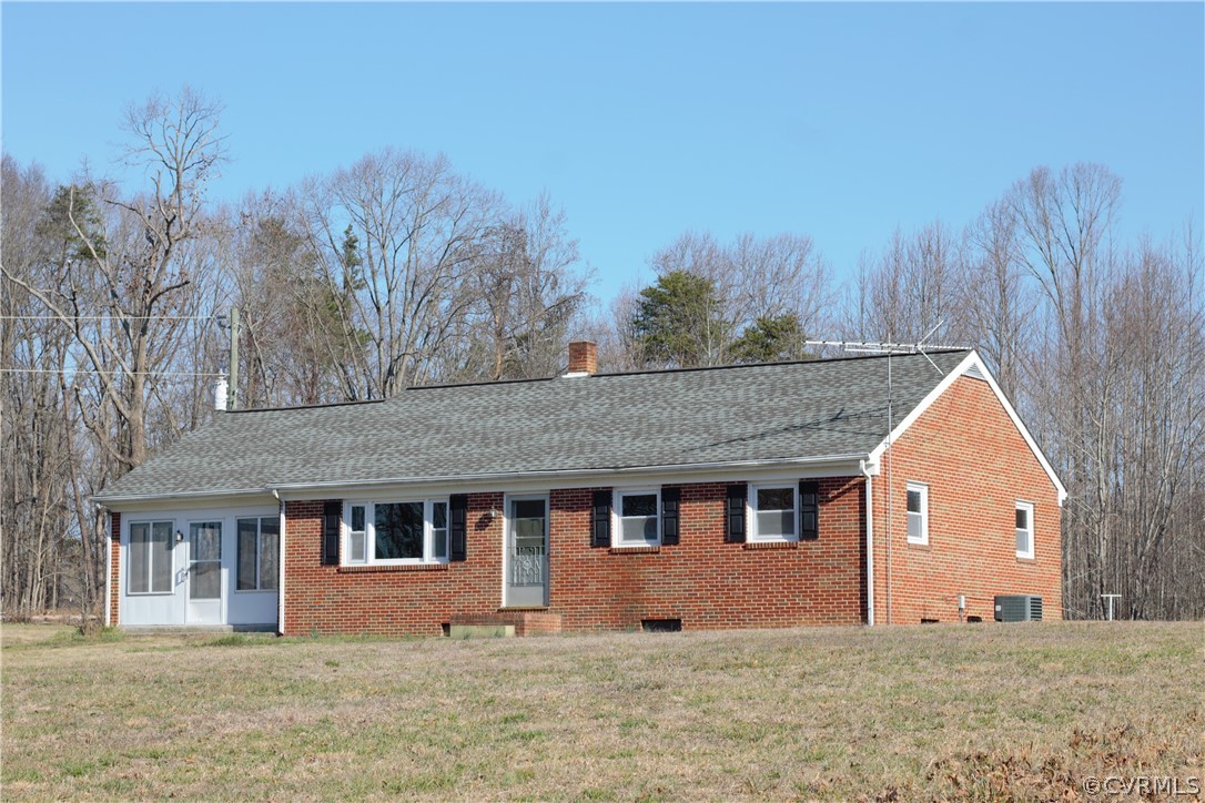9893 Francisco Road Farmville, VA 23901 - Photo 26 of 26 a front view of a house with a yard
