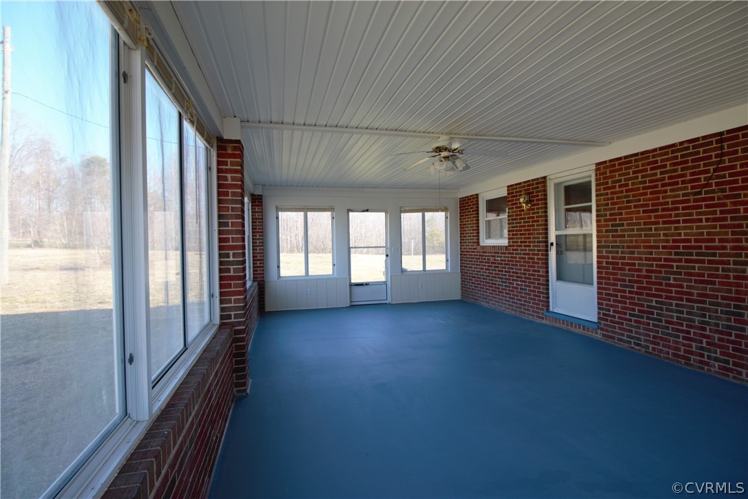 9893 Francisco Road Farmville, VA 23901 - Photo 6 of 26 a view of a hallway with windows