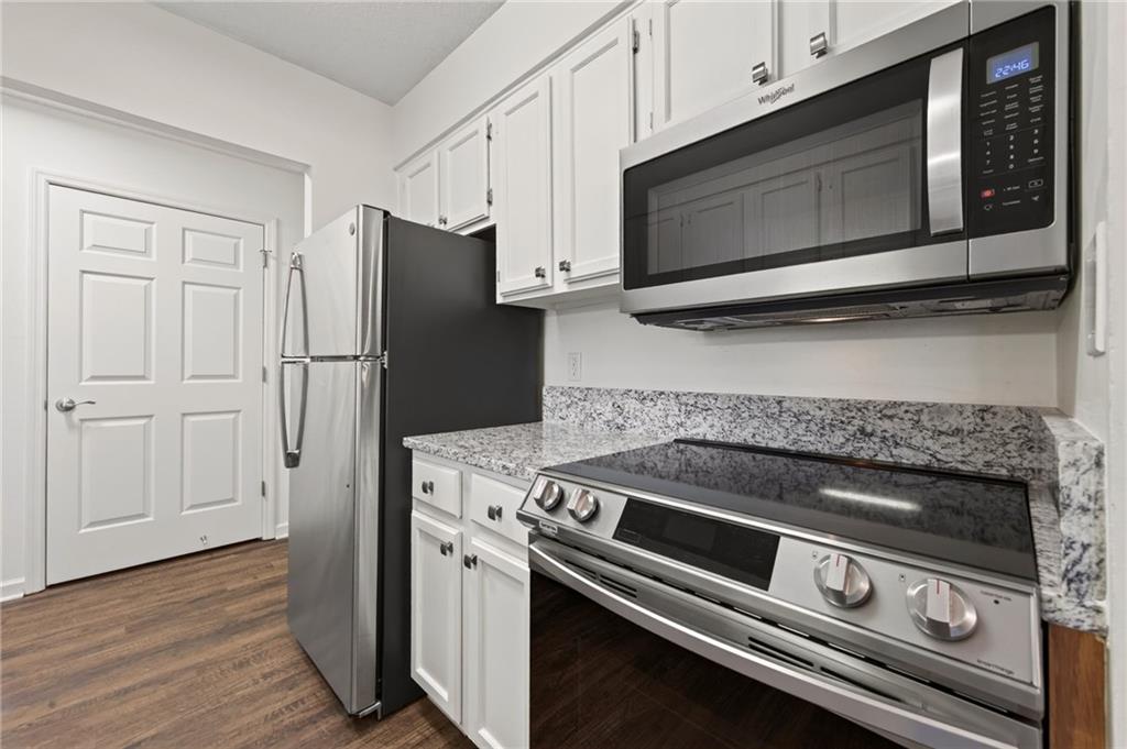 300 Johnson Ferry Road, Unit B604 Sandy Springs, GA 30328 - Photo 8 of 32