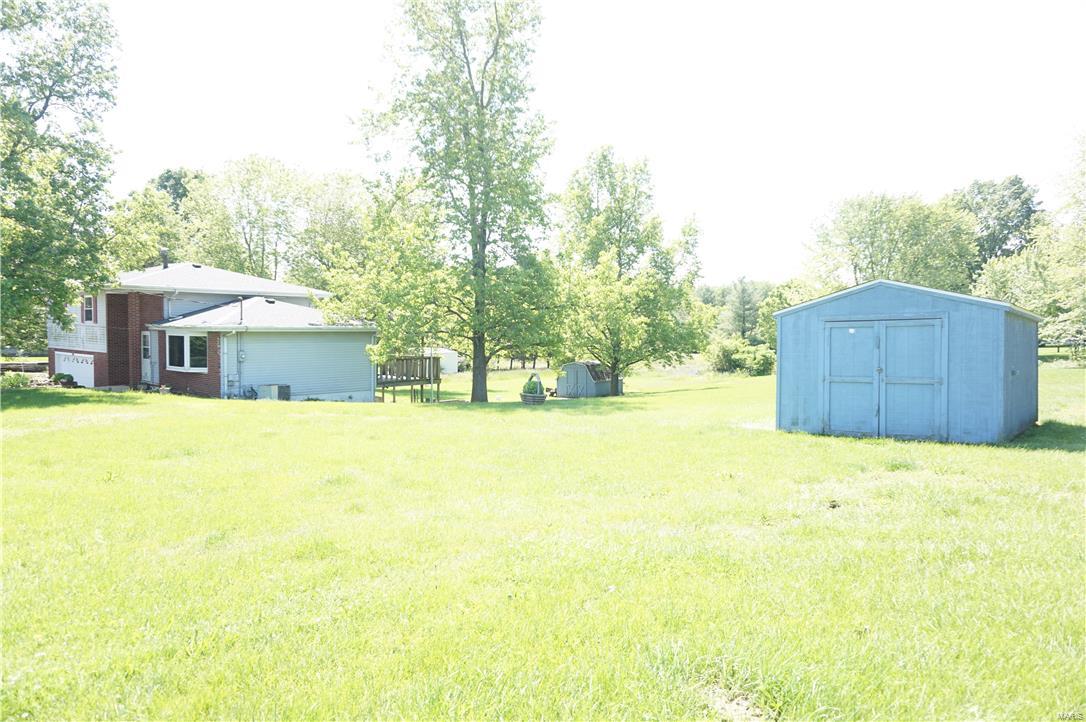 10546 Hickory Flat Road Highland, IL 62249 - Photo 3 of 17