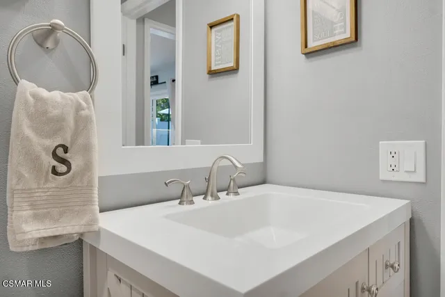 $909,000 | 3919 San Clemente Court, Newbury Park, CA 91320