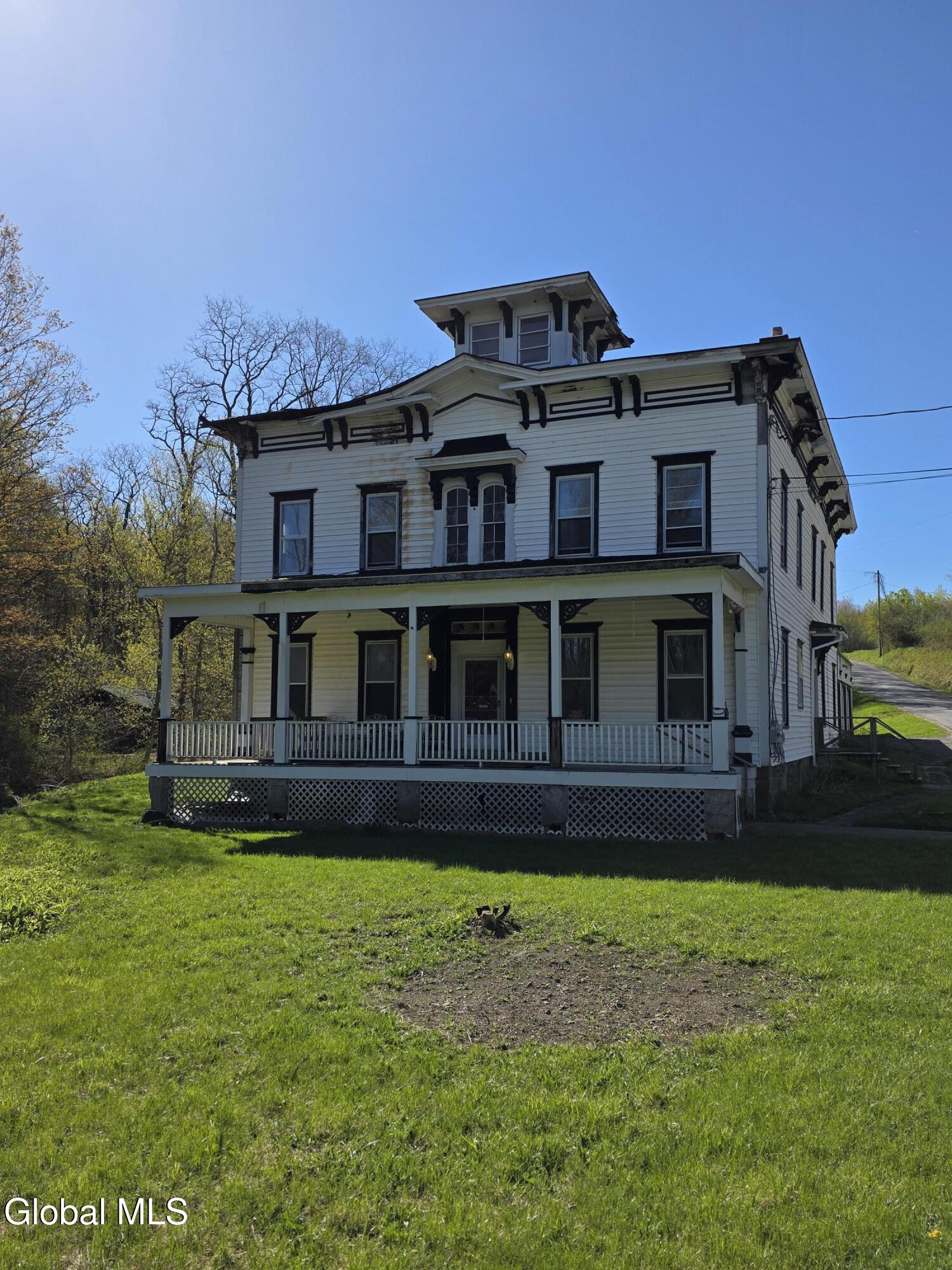 105 Hartman Road Florida, NY 12137 - Photo 1 of 23 20260427_093712