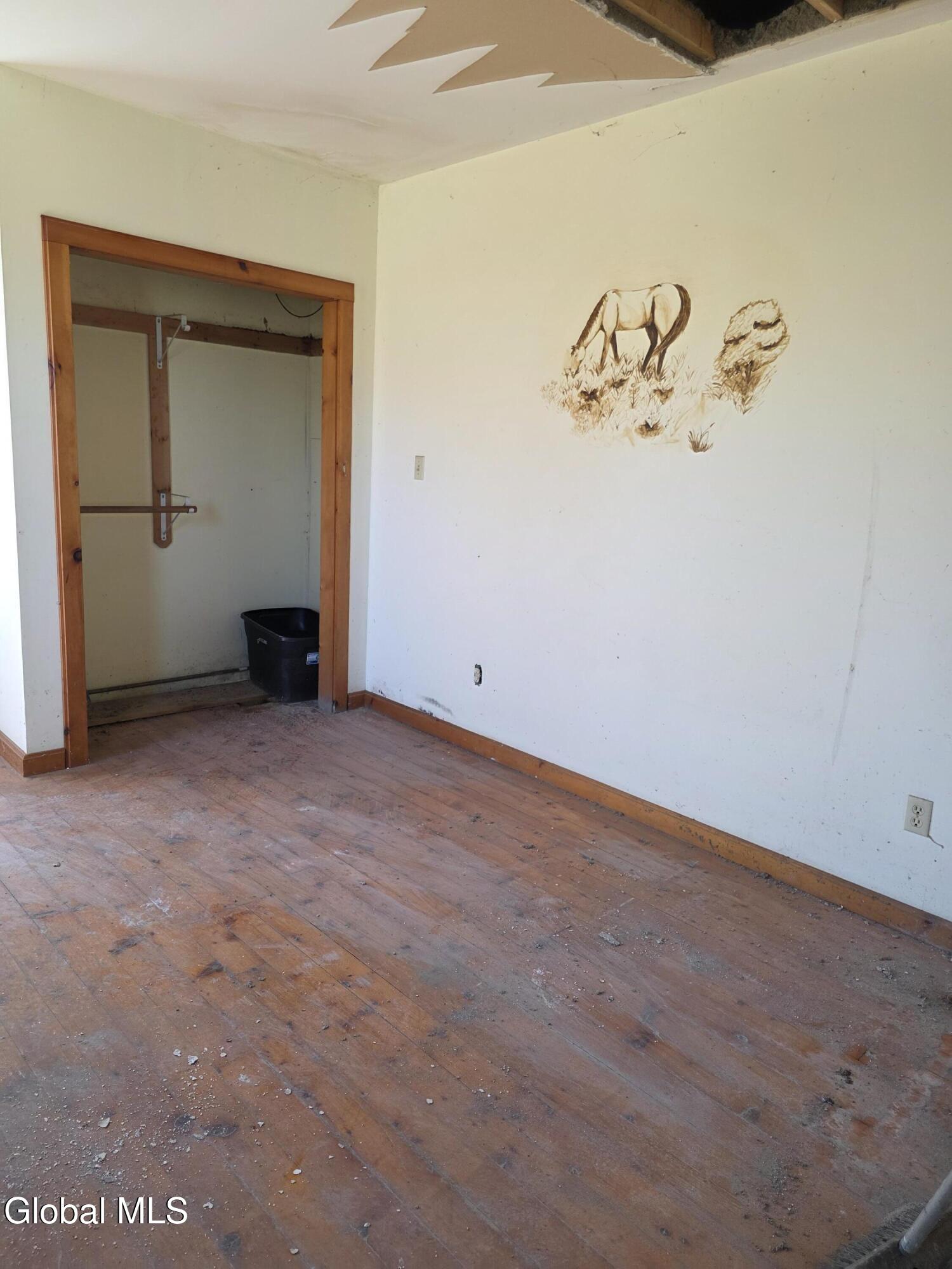105 Hartman Road Florida, NY 12137 - Photo 12 of 23 20260427_095550