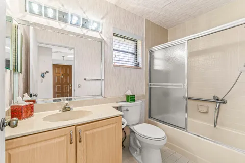 $299,000 | 6041 Kings Gate Circle, Delray Beach, FL 33484