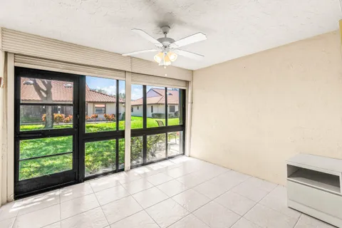 $299,000 | 6041 Kings Gate Circle, Delray Beach, FL 33484