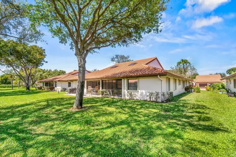 $299,000 | 6041 Kings Gate Circle, Delray Beach, FL 33484