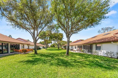 $299,000 | 6041 Kings Gate Circle, Delray Beach, FL 33484