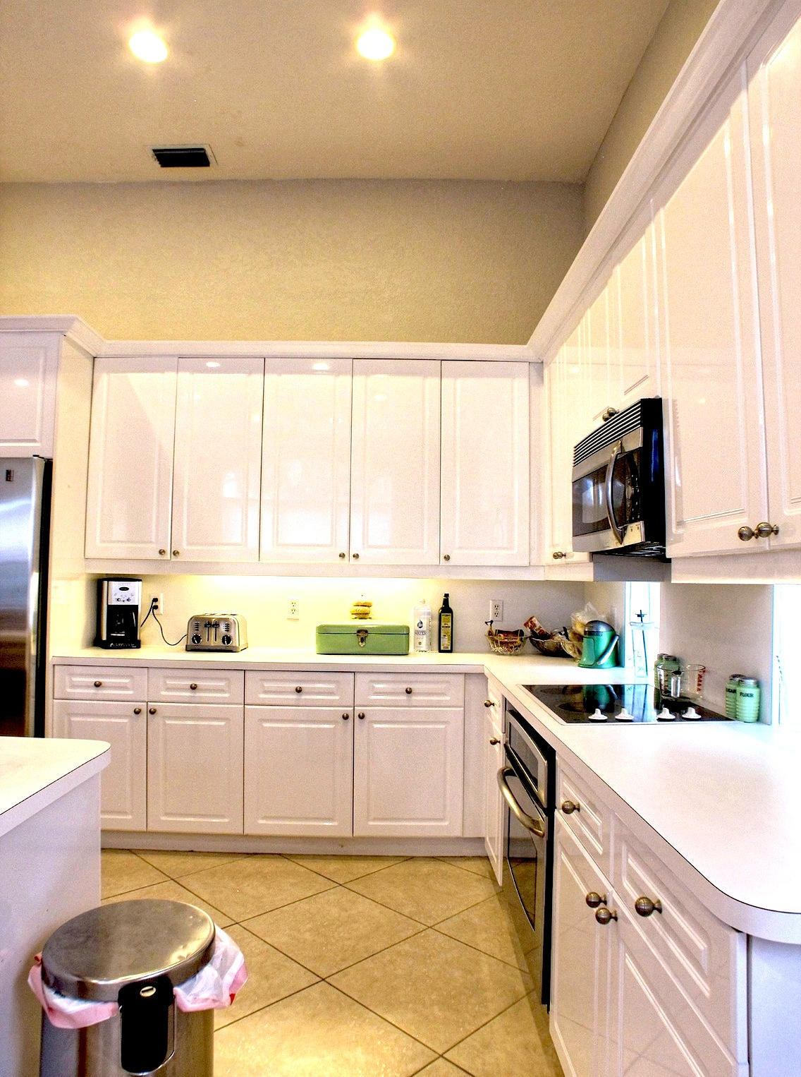 18696 Ocean Mist Drive Boca Raton, FL 33498 - Photo 8 of 44 kitchen 2