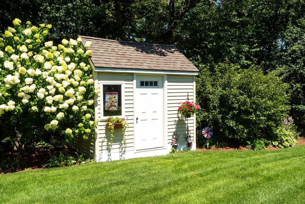 20 Tara Road Peabody, MA 01960 - Photo 4 of 42 Gallery Image 4