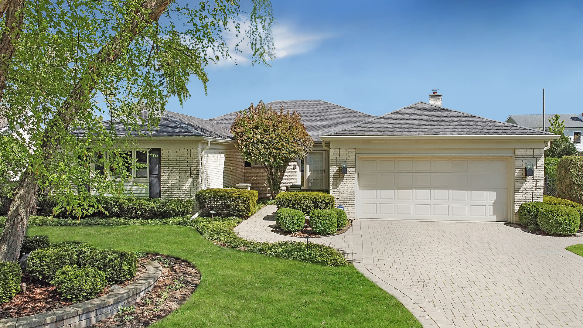 2530 Woodlawn Road Northbrook, IL 60062 - Photo 1 of 37