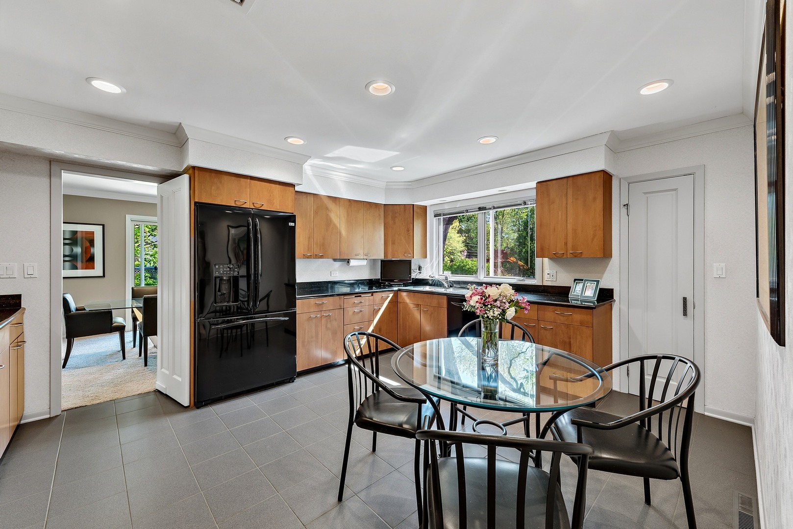 2530 Woodlawn Road Northbrook, IL 60062 - Photo 6 of 37