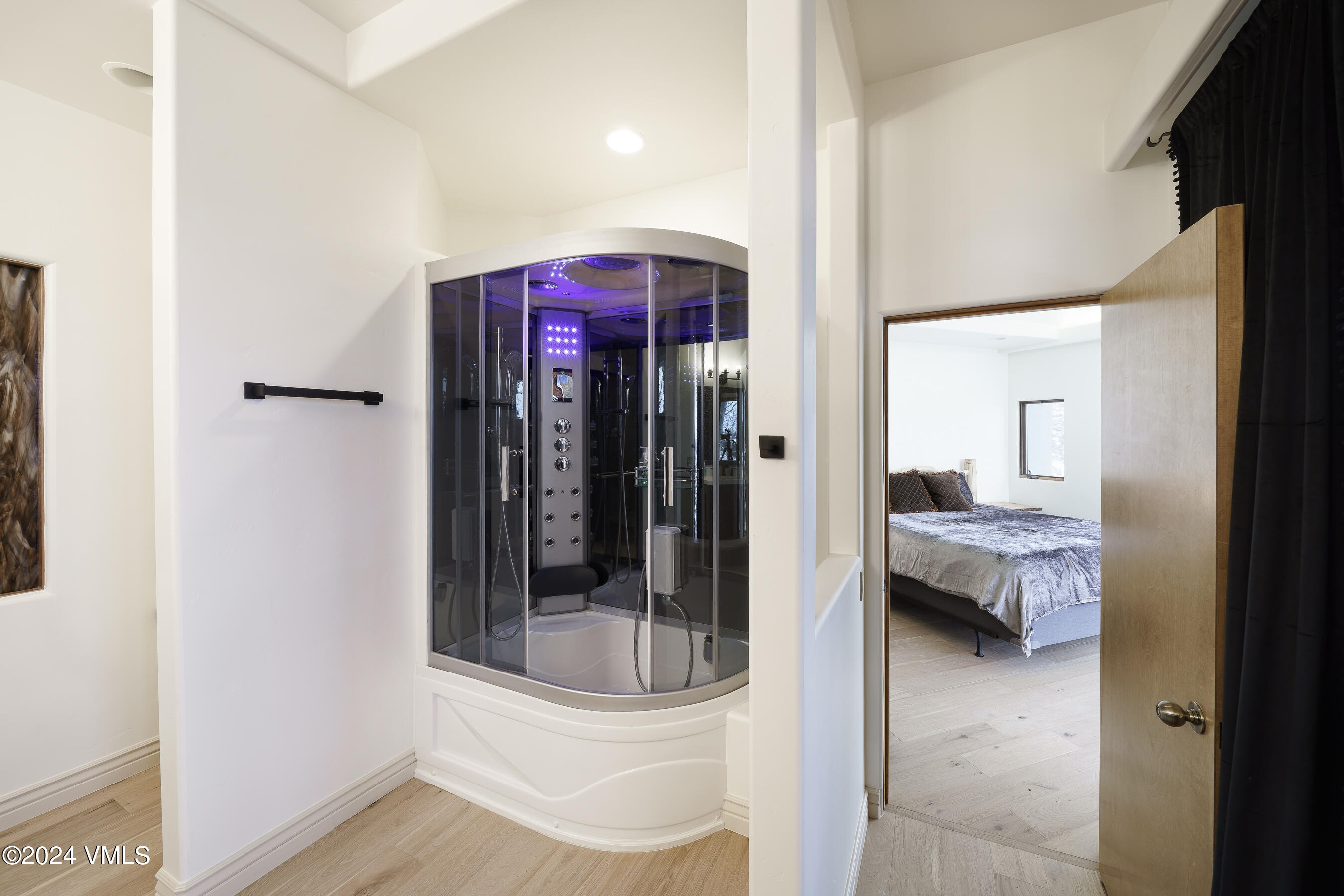 4747 Wildridge Road Avon, CO 81620 - Photo 35 of 51 a en suite bathroom with a shower