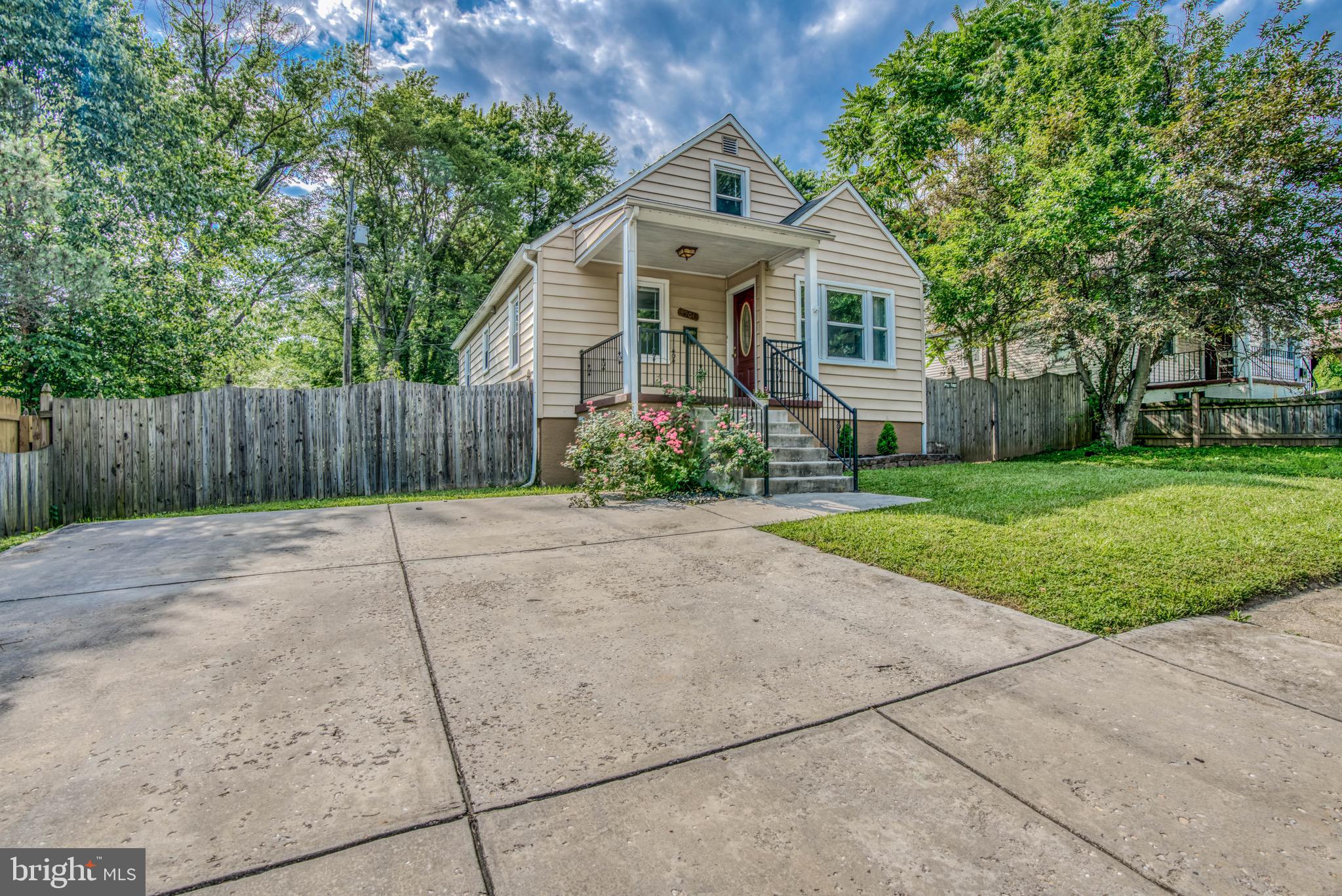 4904 Catalpha Road Baltimore, MD 21214 - Photo 3 of 55 Gallery Image 3