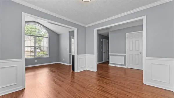 $2,400 | 450 Manor Glen Drive, Suwanee, GA 30024