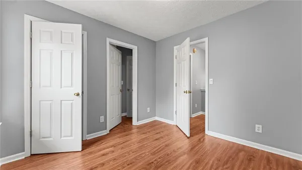 $2,400 | 450 Manor Glen Drive, Suwanee, GA 30024