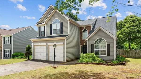 $2,400 | 450 Manor Glen Drive, Suwanee, GA 30024