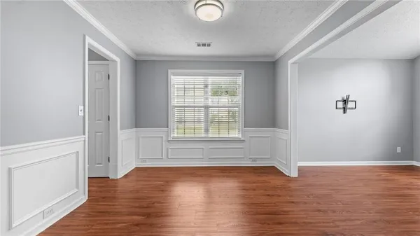 $2,400 | 450 Manor Glen Drive, Suwanee, GA 30024