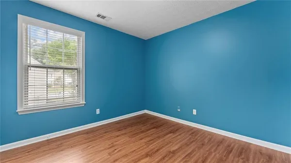 $2,400 | 450 Manor Glen Drive, Suwanee, GA 30024