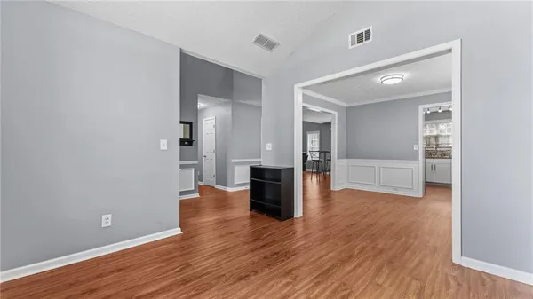 $2,400 | 450 Manor Glen Drive, Suwanee, GA 30024