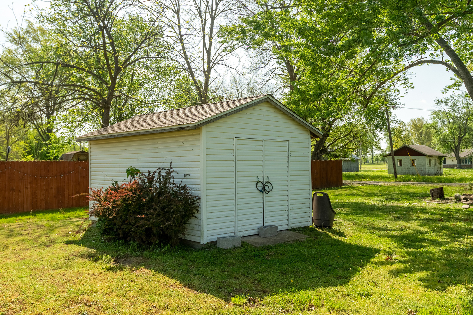 104 South Wells Street Du Quoin, IL 62832 - Photo 24 of 33 a view of a house with a yard