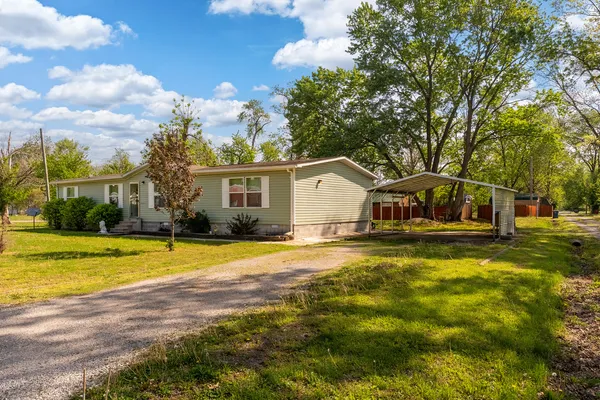 $119,900 | 104 South Wells Street, Du Quoin, IL 62832