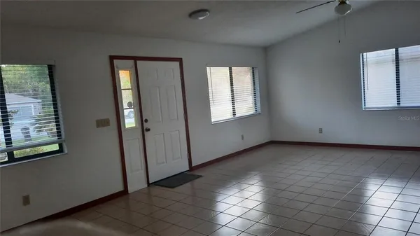 $1,600 | 62 Burbank Drive, Palm Coast, FL 32137