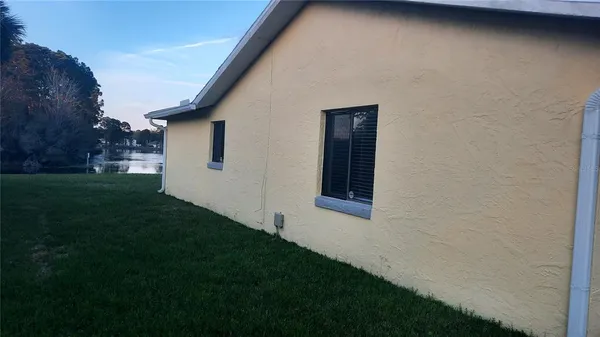 $1,600 | 62 Burbank Drive, Palm Coast, FL 32137