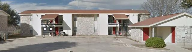 $590 | 507 Mesquite Street, Menard, TX 76859