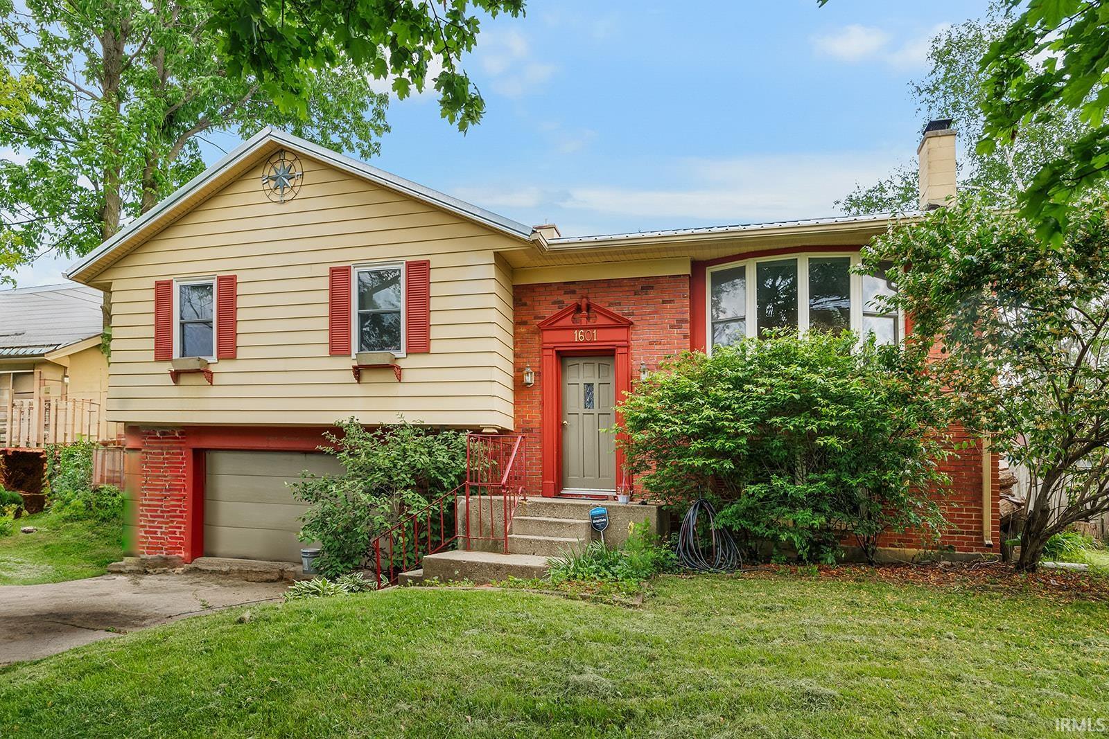 1601 Hemlock Road Lafayette, IN 47905 - Photo 2 of 28